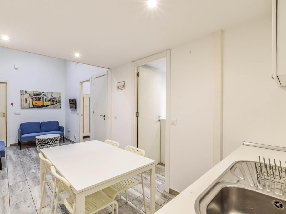 Apartamento En Cuatro Caminos Para 6 Personas Alquiler Temporal Madrid Exterior photo
